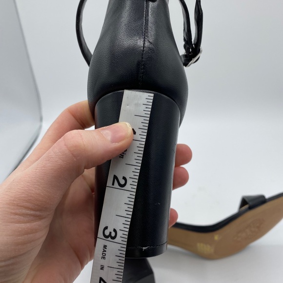 NEW Vince Camuto Black Leather Beah Heeled Sandals - Picture 7 of 7